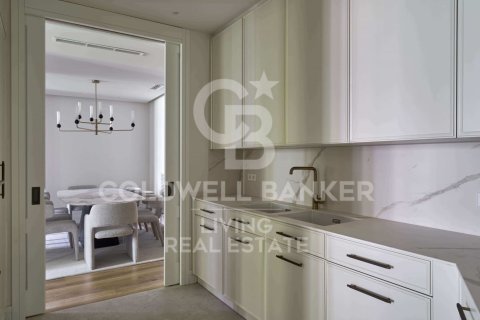 Apartamento en venta en Madrid, España 3 dormitorios, 247 m2 No. 157297 - foto 13