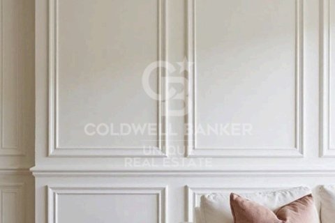 Apartamento en venta en Madrid, España 3 dormitorios, 250 m2 No. 157300 - foto 8