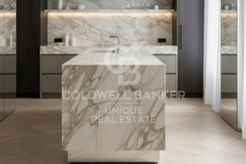 Apartamento en venta en Madrid, España 3 dormitorios, 250 m2 No. 157300 - foto 4