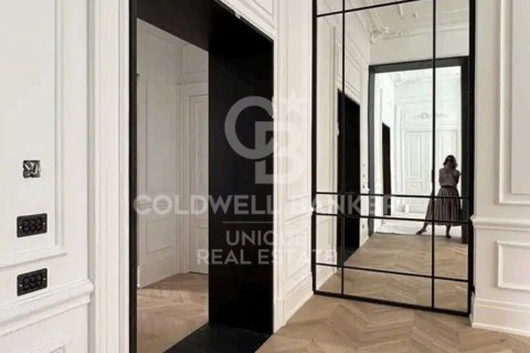 Wohnung zum Verkauf in Madrid, Spanien 3 Schlafzimmer, 250 m2 Nr. 157300 - Foto 3
