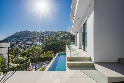 Продажа виллы в Хавеа, Аликанте, Испания 4 спальни, 276м2 №118773 - фото 1