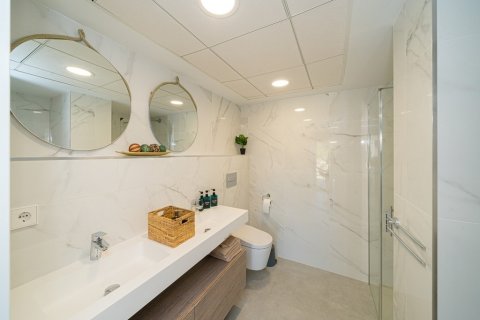 Apartment for sale Villajoyosa, Alicante, Spain 3 bedrooms, 215 sq.m. No. 118780 - photo 5