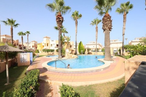 Bungalow in Torrevieja, Alicante, Spanien 2 Schlafzimmer, 70 m2 Nr. 190310