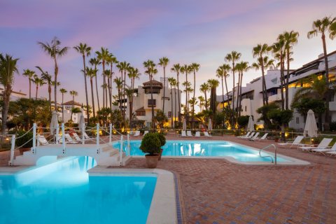 Apartament w Marbella, Malaga, Hiszpania 3 sypialnie, 138 mkw. nr 174134 – zdjęcie 22