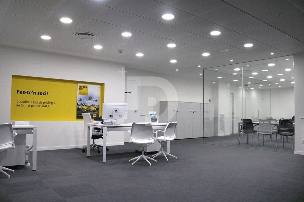 Oficina en L'Eixample, Barcelona, España 697 m2 No. 151881