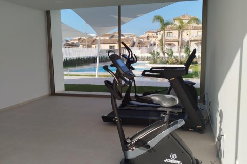 Huoneisto myytävänä Cabo Roig, Alicante, Espanja, 3 makuuhuonetta, 93 m2 No. 142532 - kuva 6