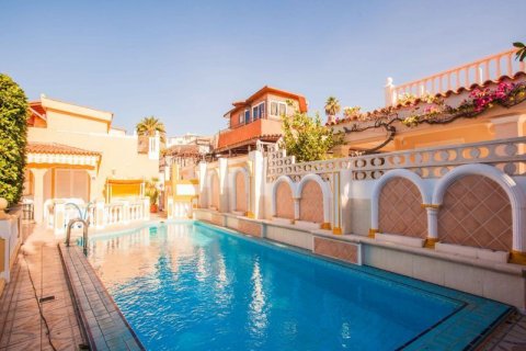 Talo myytävänä Espanja, 4 makuuhuonetta, 210 m2 No. 69595 - kuva 2