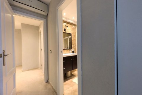 Wohnung zum Verkauf in Benidorm, Alicante, Spanien 3 Schlafzimmer, 120 m2 Nr. 140368 - Foto 9