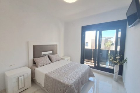 Townhouse zum Verkauf in Alicante, Spanien 3 Schlafzimmer, 111 m2 Nr. 140365 - Foto 17