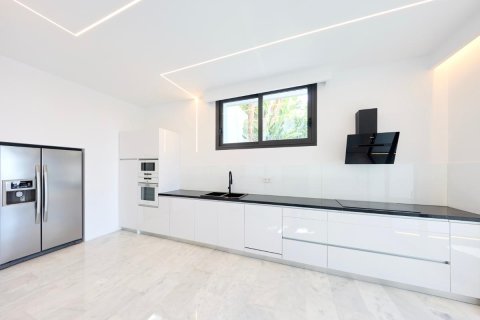 Huvila myytävänä Altea, Alicante, Espanja, 5 makuuhuonetta, 475 m2 No. 149041 - kuva 7