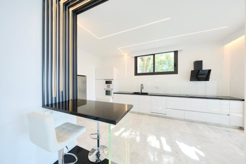 Huvila myytävänä Altea, Alicante, Espanja, 5 makuuhuonetta, 475 m2 No. 149041 - kuva 11