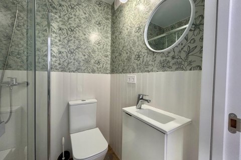 Huoneisto myytävänä Torrevieja, Alicante, Espanja, 2 makuuhuonetta, 77 m2 No. 133103 - kuva 23