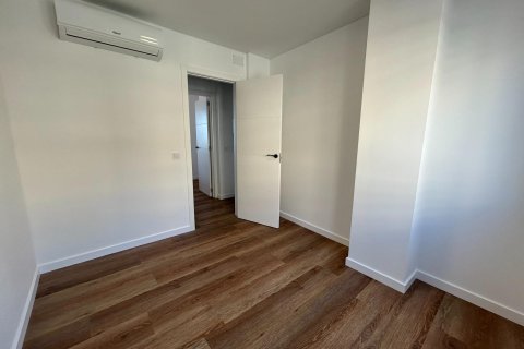 Huoneisto myytävänä Torrevieja, Alicante, Espanja, 2 makuuhuonetta, 77 m2 No. 133103 - kuva 27