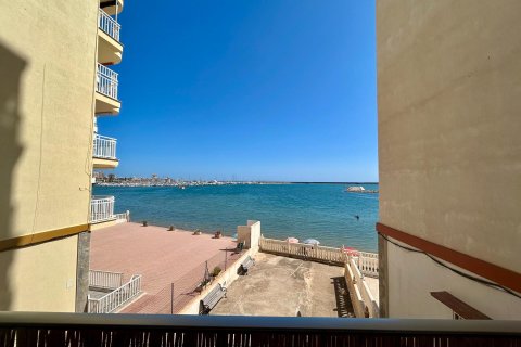 Huoneisto myytävänä Torrevieja, Alicante, Espanja, 2 makuuhuonetta, 77 m2 No. 133103 - kuva 30