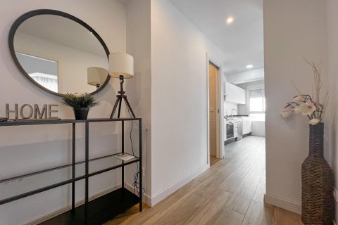 Apartment for sale Alicante, Spain 3 bedrooms, 70 sq.m. No. 133104 - photo 17