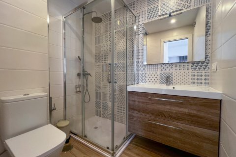 Apartment for sale Alicante, Spain 3 bedrooms, 70 sq.m. No. 133104 - photo 19