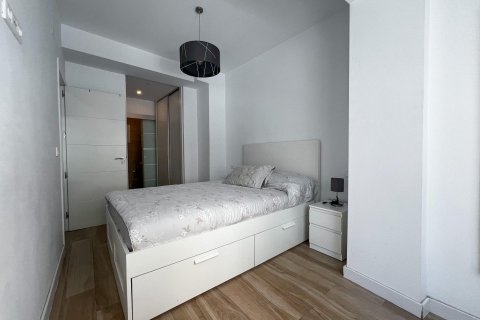 Apartment for sale Alicante, Spain 3 bedrooms, 70 sq.m. No. 133104 - photo 13
