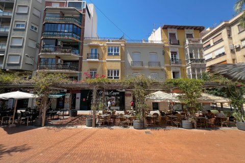 Apartment for sale Alicante, Spain 3 bedrooms, 70 sq.m. No. 133104 - photo 25