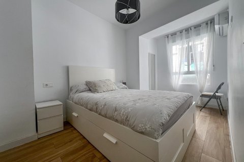 Apartment for sale Alicante, Spain 3 bedrooms, 70 sq.m. No. 133104 - photo 11