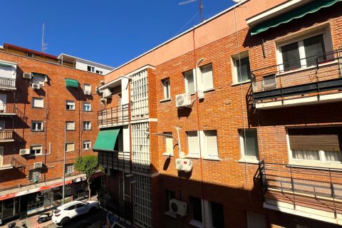 Wohnung zum Verkauf Madrid, Spanien 2 Schlafzimmer, 73 m2 Nr. 133109 - Foto 6