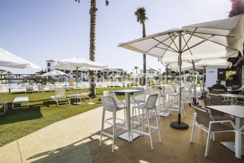 Apartment à vendre à Estepona, Malaga, Espagne, 3 chambres, 110 m2 No. 164657 - photo 16