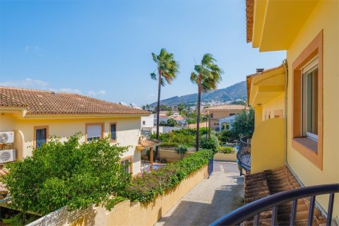 Dvīņu māja pārdošanā Albir, Alicante, Spānijā 4 istabas, 176 m2 Nr. 180004 - attēls 18
