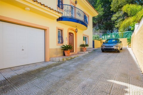 Dvīņu māja pārdošanā Albir, Alicante, Spānijā 4 istabas, 176 m2 Nr. 180004 - attēls 12