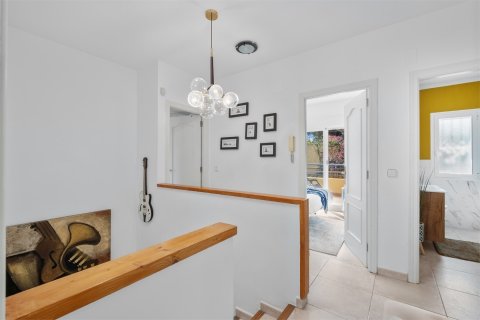 Dvīņu māja pārdošanā Albir, Alicante, Spānijā 4 istabas, 176 m2 Nr. 180004 - attēls 28