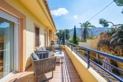Dvīņu māja pārdošanā Albir, Alicante, Spānijā 4 istabas, 176 m2 Nr. 180004 - attēls 16