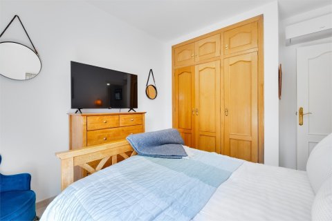 Dvīņu māja pārdošanā Albir, Alicante, Spānijā 4 istabas, 176 m2 Nr. 180004 - attēls 21