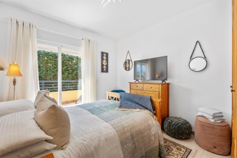 Dvīņu māja pārdošanā Albir, Alicante, Spānijā 4 istabas, 176 m2 Nr. 180004 - attēls 15