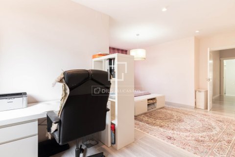 Huvila vuokrattavana Castelldefels, Barcelona, Espanja, 7 makuuhuonetta, 351 m2 No. 192875 - kuva 17