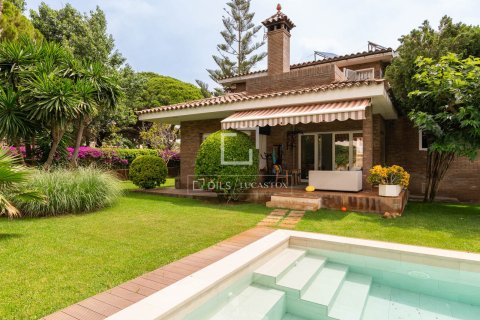 Huvila Castelldefels, Barcelona, Espanja 7 makuuhuonetta, 351 m2 No. 192875