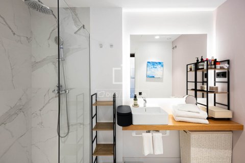Wohnung zum Verkauf in Barcelona, Spanien 2 Schlafzimmer, 95 m2 Nr. 192644 - Foto 18