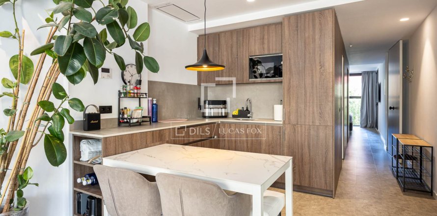 Wohnung in Barcelona, Spanien 2 Schlafzimmer, 95 m2 Nr. 192644