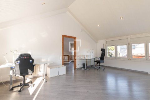 Huvila vuokrattavana Sant Cugat Del Valles, Barcelona, Espanja, 4 makuuhuonetta, 435 m2 No. 192876 - kuva 28