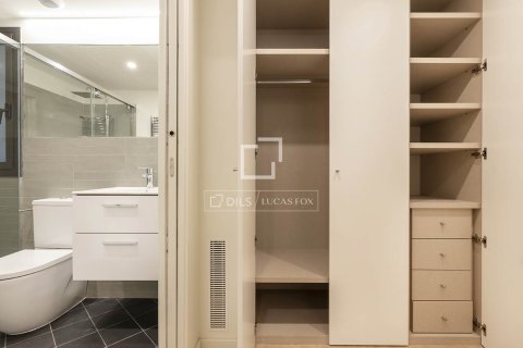 Huoneisto vuokrattavana Barcelona, Espanja, 2 makuuhuonetta, 79 m2 No. 192874 - kuva 23