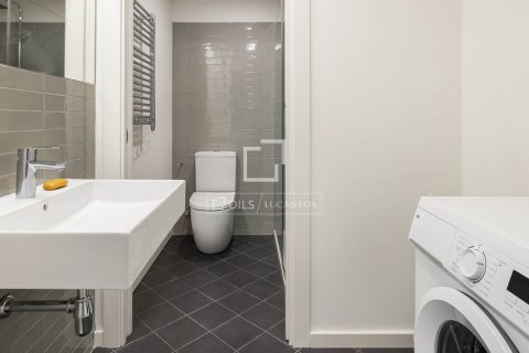 Huoneisto vuokrattavana Barcelona, Espanja, 2 makuuhuonetta, 79 m2 No. 192874 - kuva 13