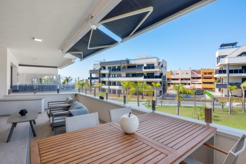 Apartamento en venta en Playa Flamenca II, Alicante, España 2 dormitorios, 75 m2 No. 190140 - foto 4