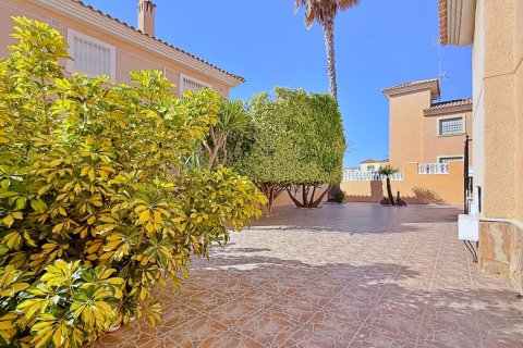 Huvila myytävänä Alicante, Espanja, 4 makuuhuonetta, 198 m2 No. 190144 - kuva 5