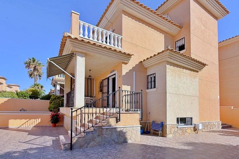 Huvila myytävänä Alicante, Espanja, 4 makuuhuonetta, 198 m2 No. 190144 - kuva 9