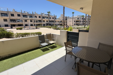 Apartamento en venta en Torre de la Horadada, Alicante, España 2 dormitorios, 61 m2 No. 190141 - foto 15