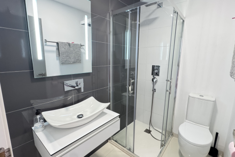 Apartamento en venta en Torre de la Horadada, Alicante, España 2 dormitorios, 61 m2 No. 190141 - foto 14