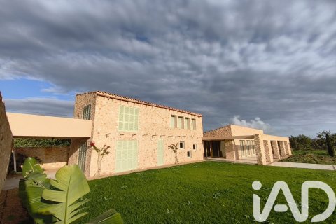 Māja pārdošanā Santanyi, Mallorca, Spānijā 4 istabas, 343 m2 Nr. 172658 - attēls 1
