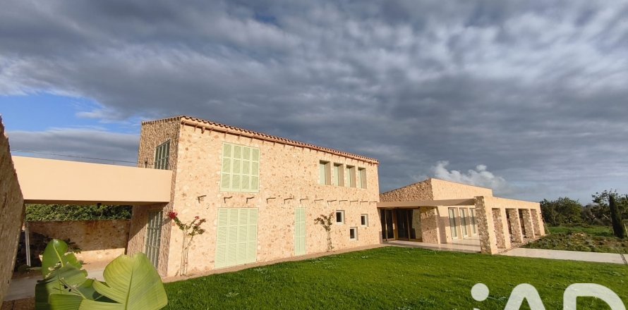 Māja Santanyi, Mallorca, Spānijā 4 istabas, 343 m2 Nr. 172658