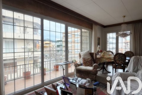 Dzīvoklis pārdošanā Calella, Barcelona, Spānijā 4 istabas, 127 m2 Nr. 172660 - attēls 5