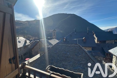 Casa a La Vall de Boi, Lleida, Spagna 4 camere da letto, 356 mq. N° 172663
