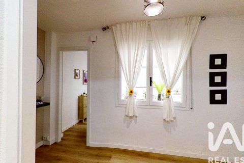 Dzīvoklis pārdošanā El Vendrell, Tarragona, Spānijā 3 istabas, 99 m2 Nr. 172659 - attēls 21