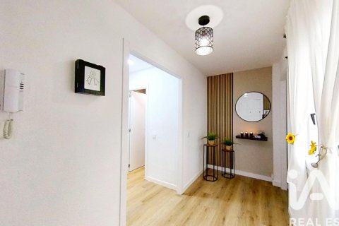Dzīvoklis pārdošanā El Vendrell, Tarragona, Spānijā 3 istabas, 99 m2 Nr. 172659 - attēls 10