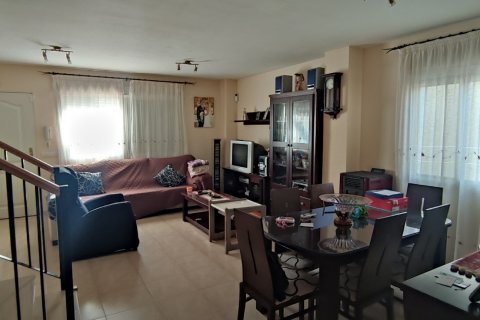 Townhouse for sale in Costur, Castellon, Spain 4 bedrooms, 201 sq.m. No. 172661 - photo 6
